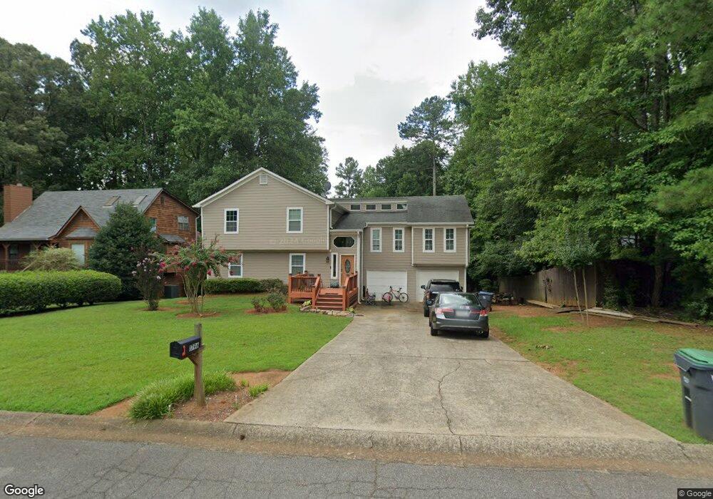 1796 Trophy Dr, Marietta, GA 30062 - photo 1