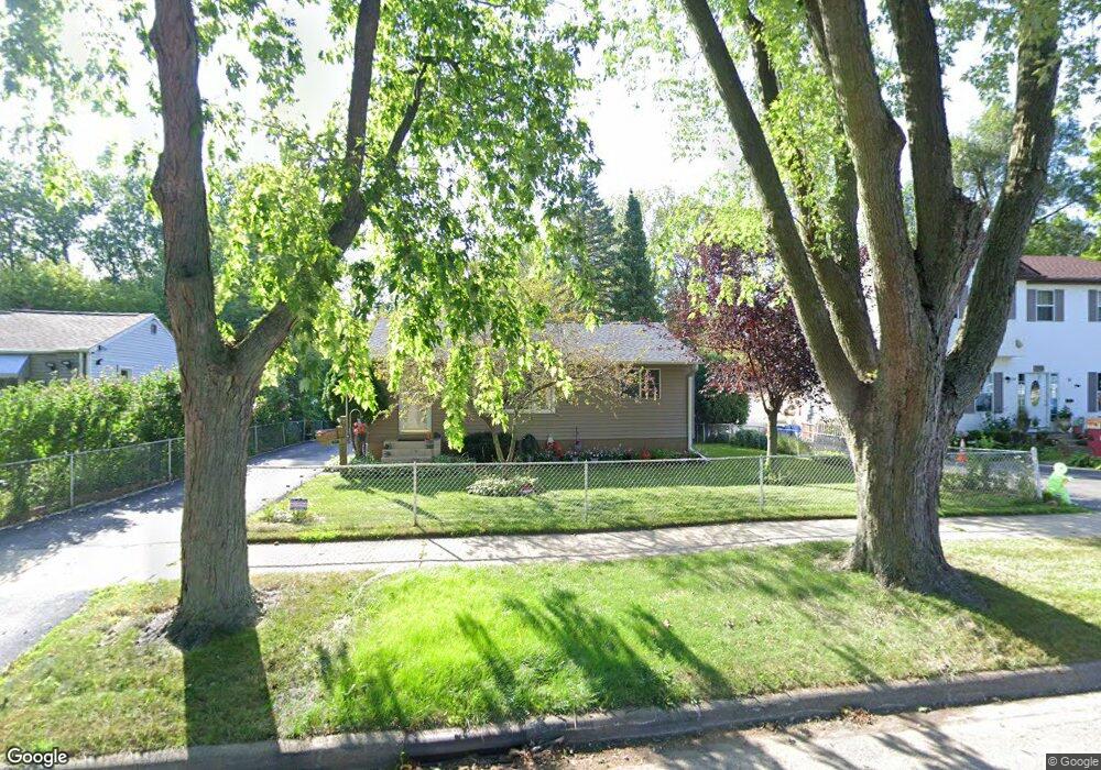 2717 N Pine St, Waukegan, IL 60087 - photo 1