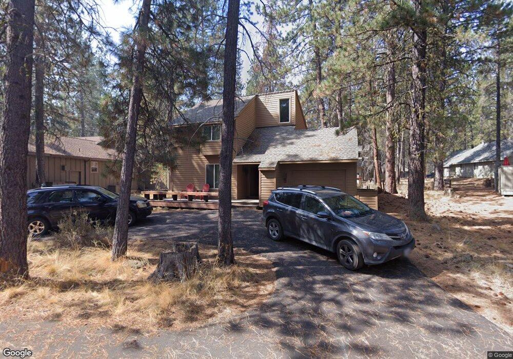 57481 Conifer Ln, Bend, OR 97702 - photo 1