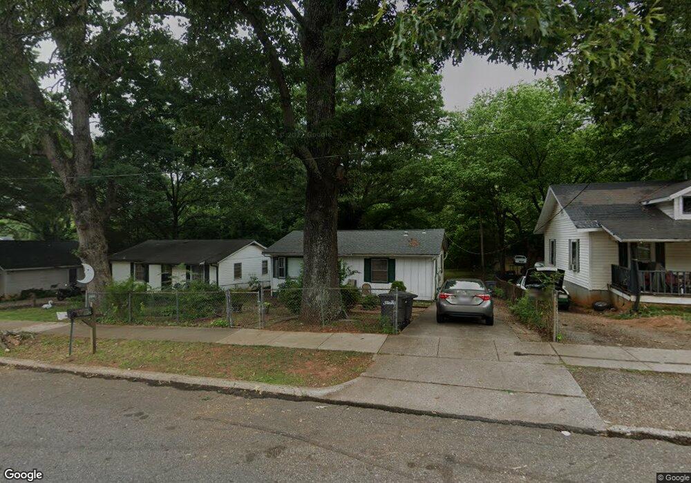 1112 Caldwell St, Statesville, NC 28677 - photo 1