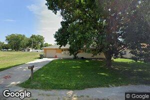 838 N Chestnut St, Red Cloud, NE 68970