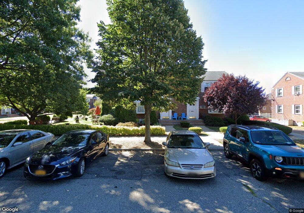 26426 Langston Ave unit A, Glen Oaks, NY 11004 - photo 1