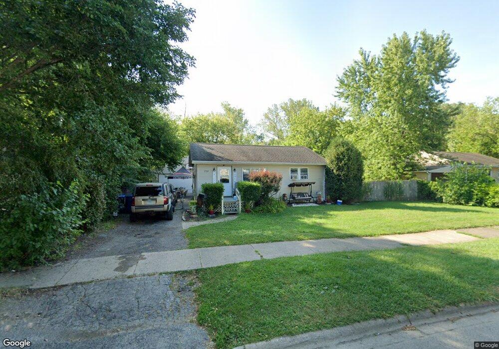 2705 N Pine St, Waukegan, IL 60087 - photo 1