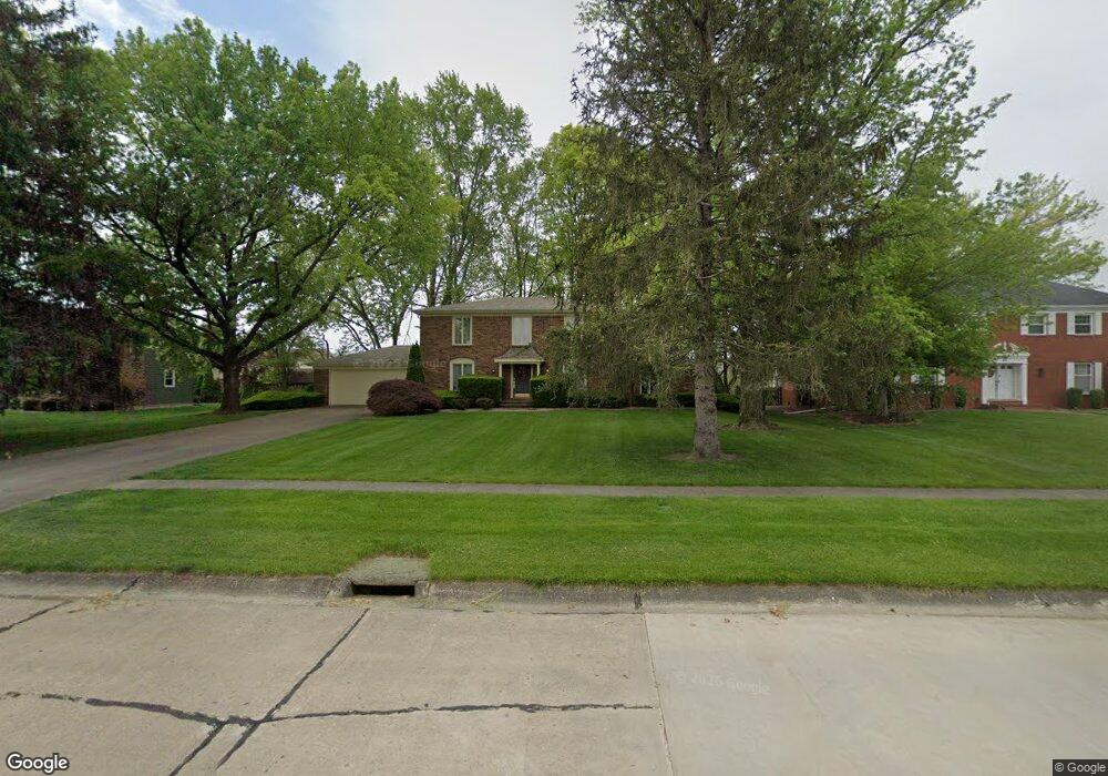 413 Lafayette Ave E, Mattoon, IL 61938 - photo 1