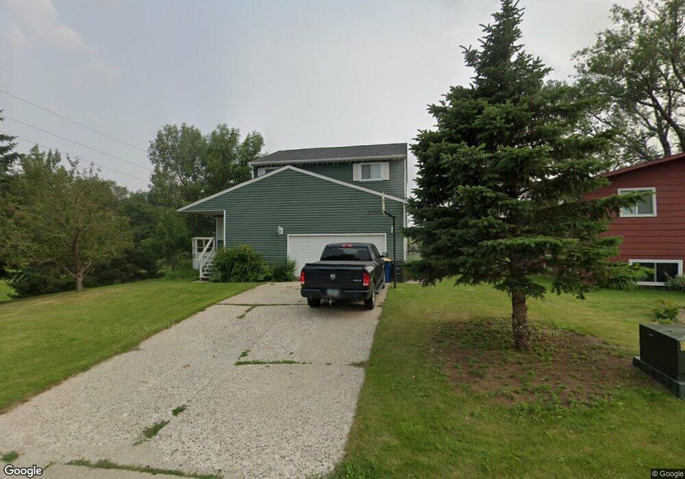 1101 9th St SW, Jamestown, ND 58401 - photo 1