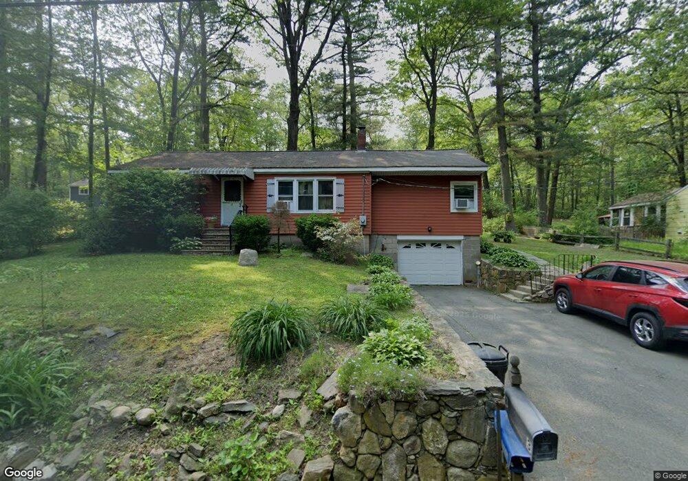 3 Berry Rd, Derry, NH 03038 - photo 1