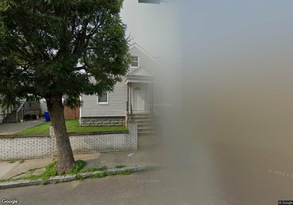 618 Pokross St, Fall River, MA 02724 - photo 1