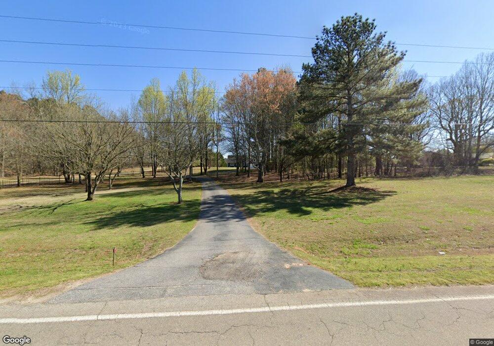 627 B Wilson Rd, Commerce, GA 30529 - photo 1