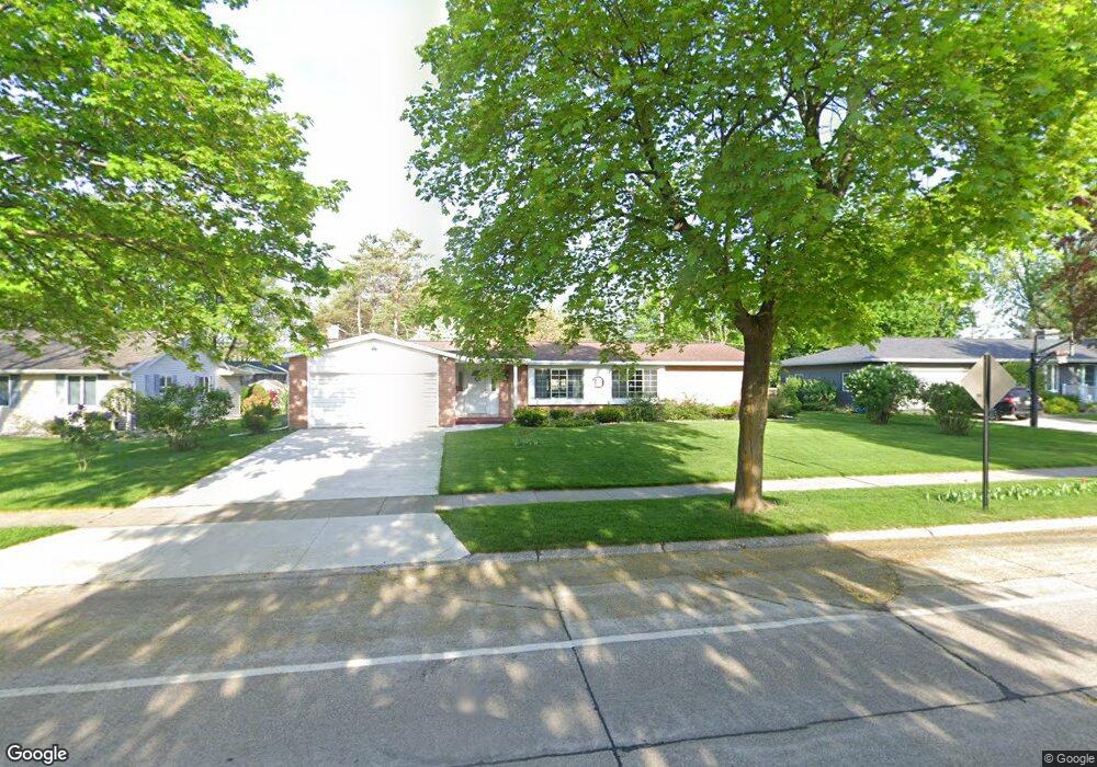 248 Frank Rd, Frankenmuth, MI 48734 - photo 1