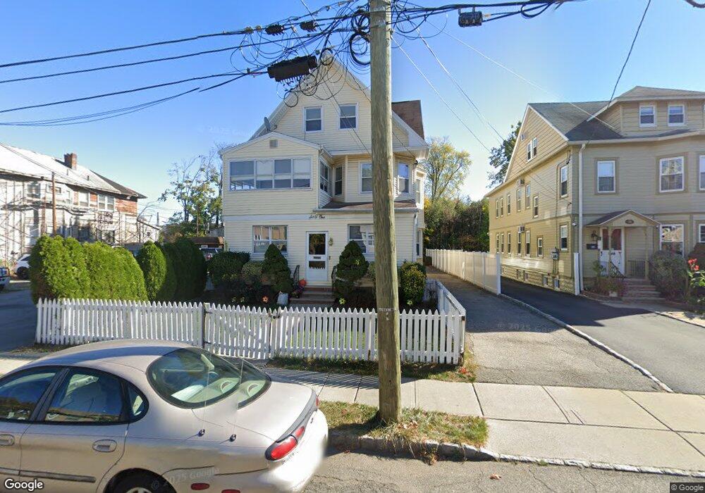 61 N Willow St, Montclair, NJ 07042 - photo 1