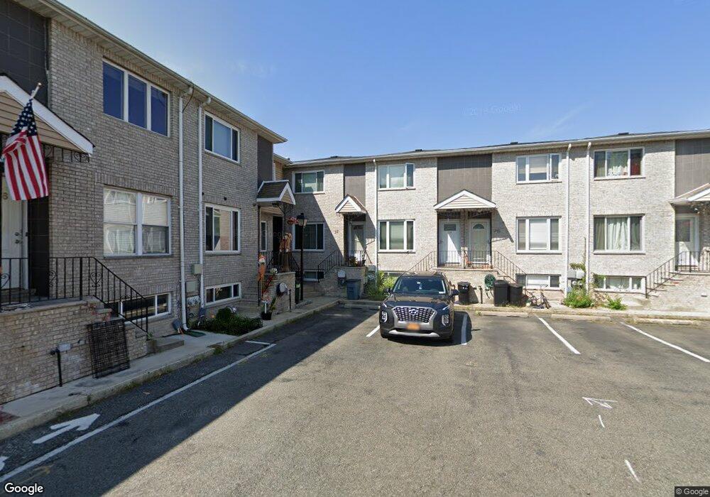 22 Bar Ct, Staten Island, NY 10309 - photo 1