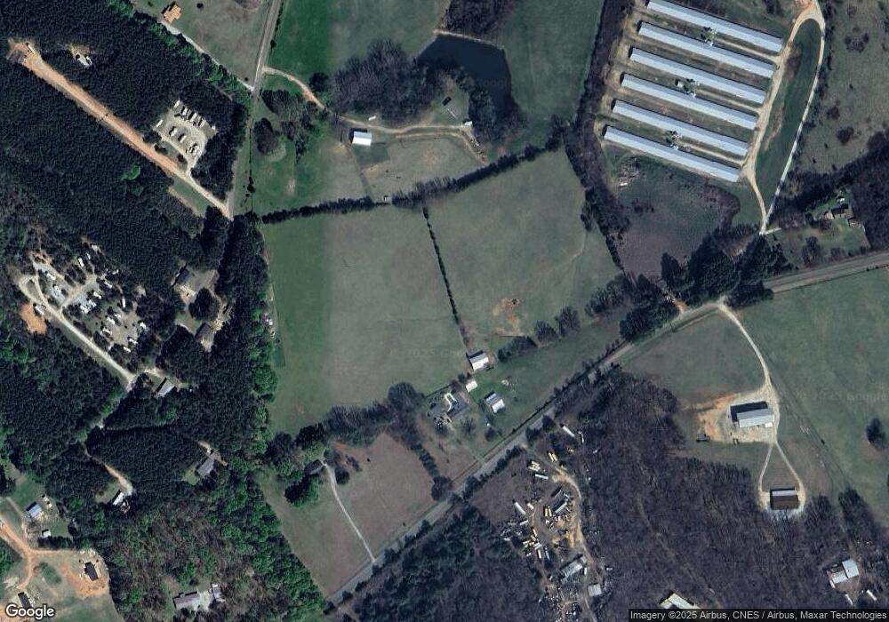 1182 Plantation Rd, Elberton, GA 30635 - photo 1