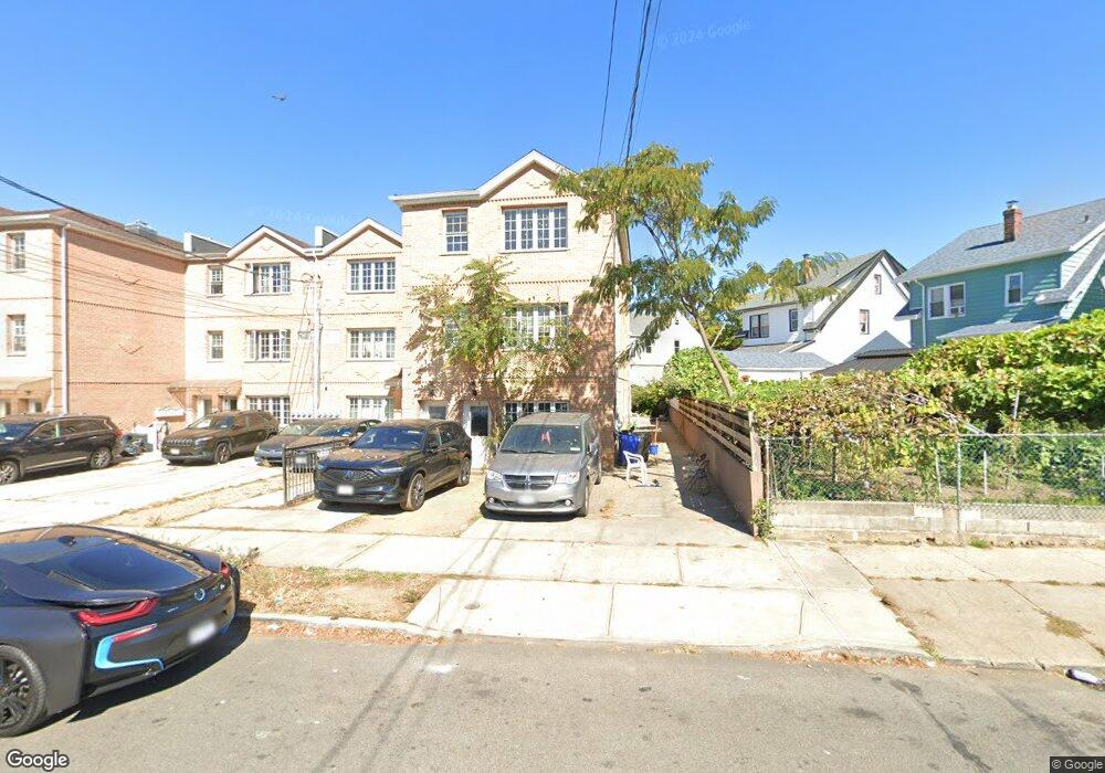 18827 Woodhull Ave unit 2, Jamaica, NY 11423 - photo 1