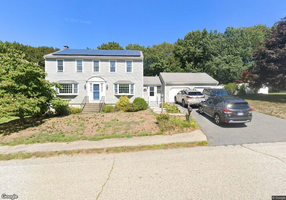 32 Curtis Cir, East Weymouth, MA 02189 - photo 1