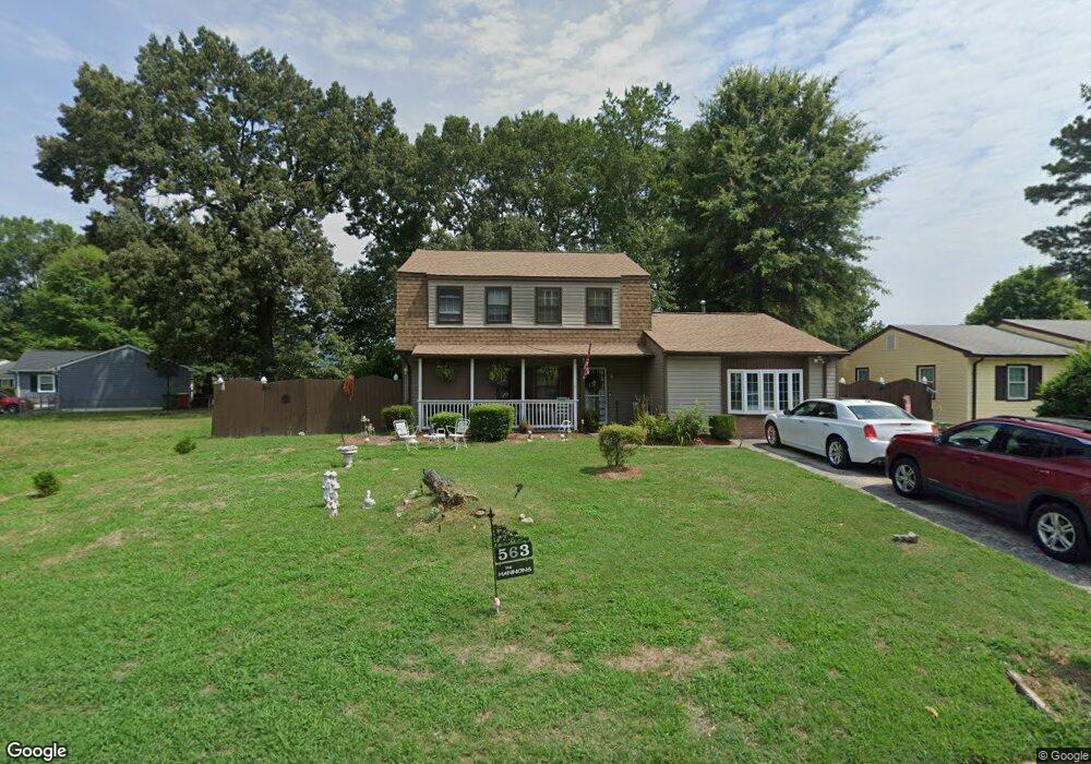 563 Petty St, Petersburg, VA 23805 - photo 1