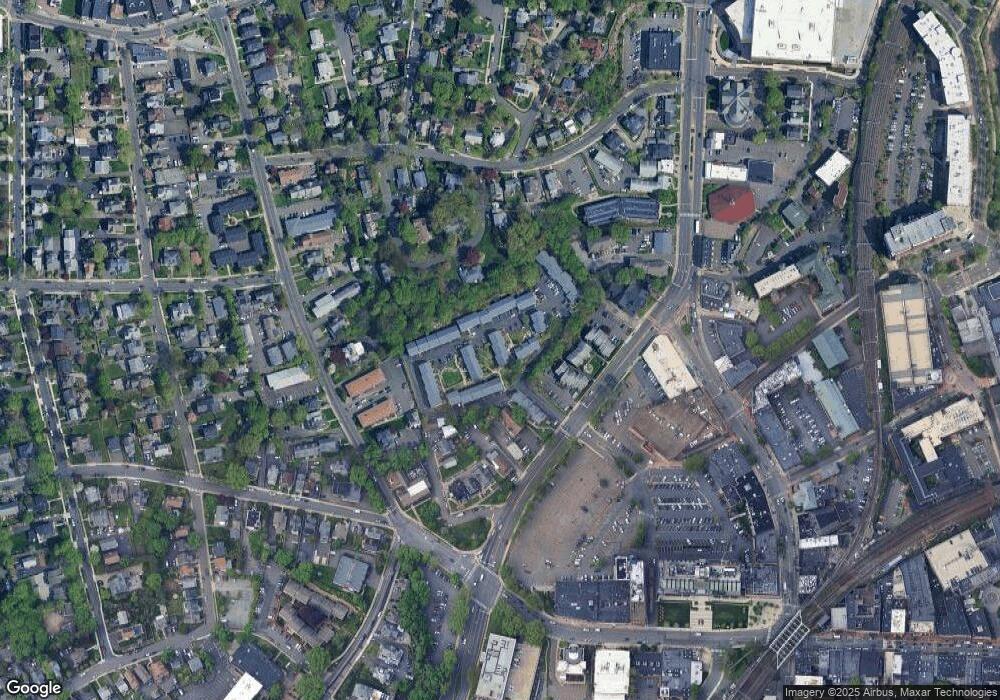 28 Doctor Martin Luther King Junior Dr unit 5, Norwalk, CT 06854 - photo 1