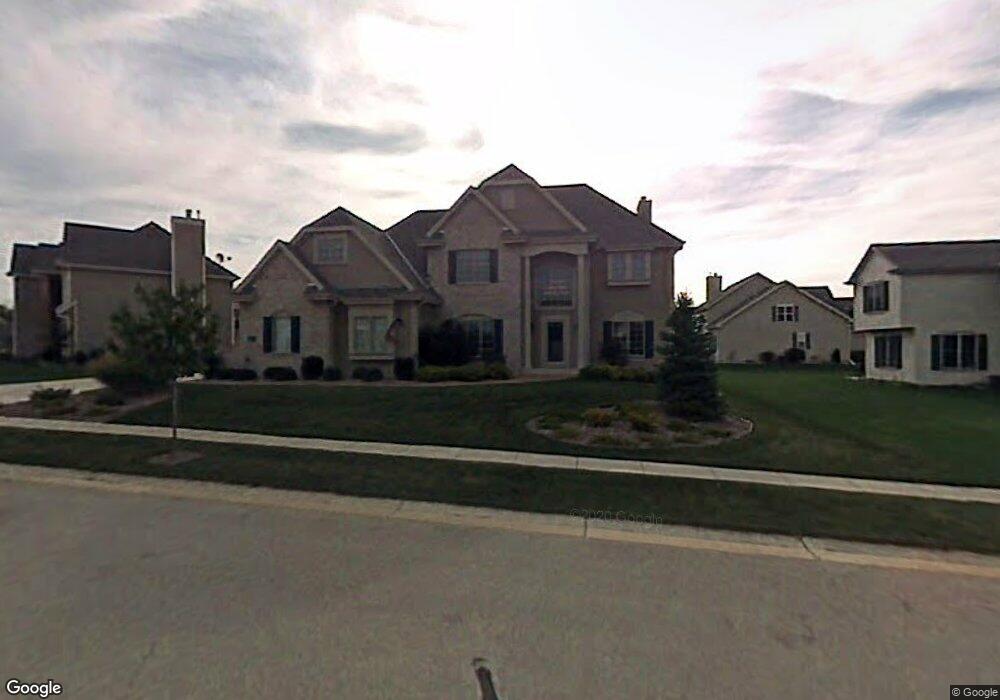 253 Ridgeway Path, Oconomowoc, WI 53066 - photo 1