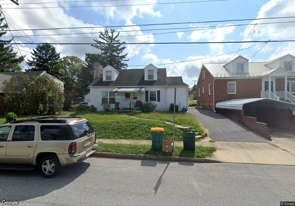 303 N Franklin St, Waynesboro, PA 17268 - photo 1