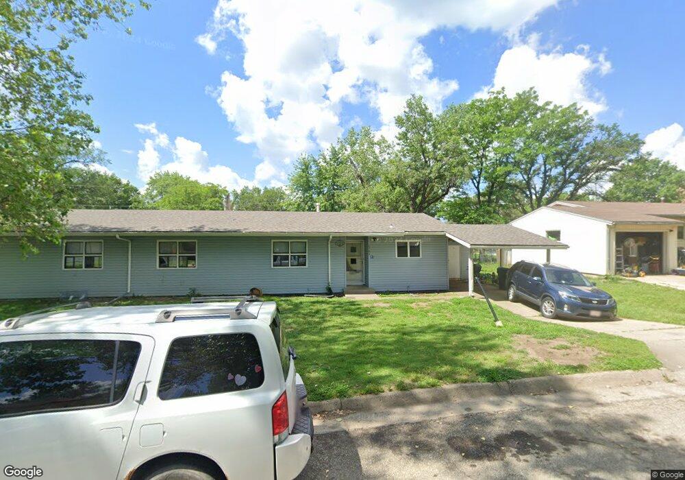 6705 SW Rockpost Rd, Topeka, KS 66619 - photo 1