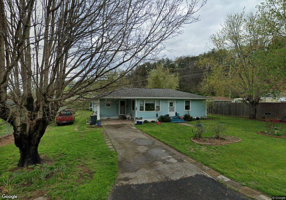 429 Ashley Ave, Pigeon Forge, TN 37863 - photo 1