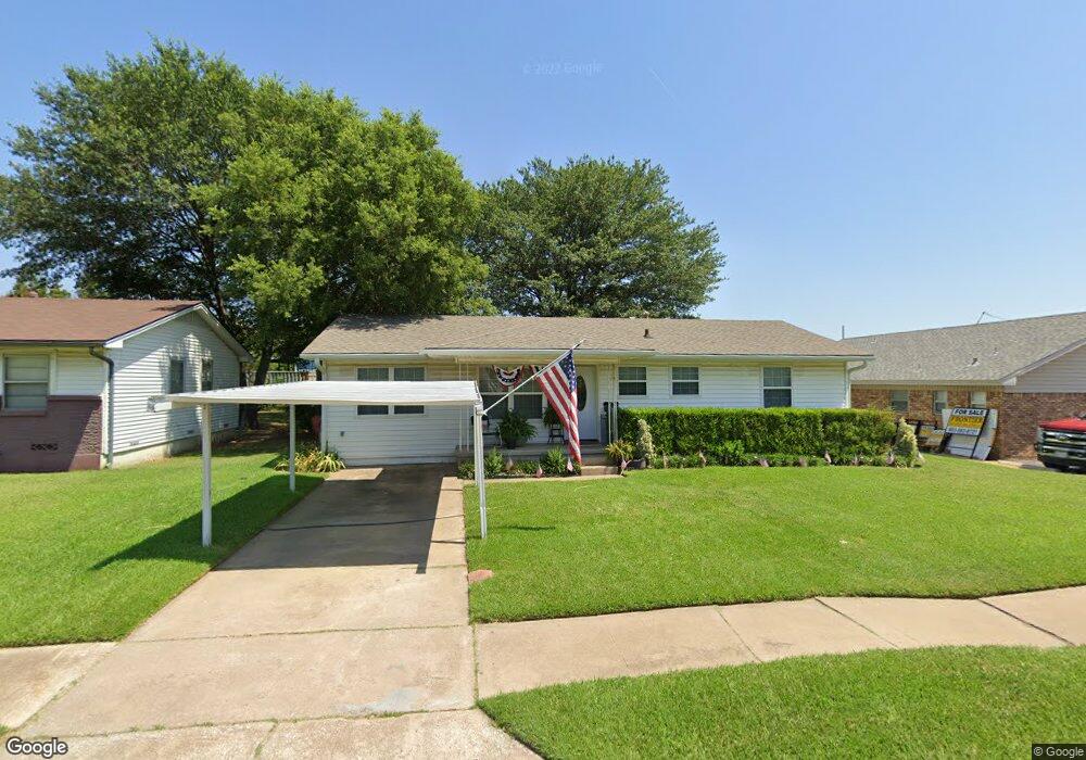 111 E Cunningham St, Bonham, TX 75418 - photo 1