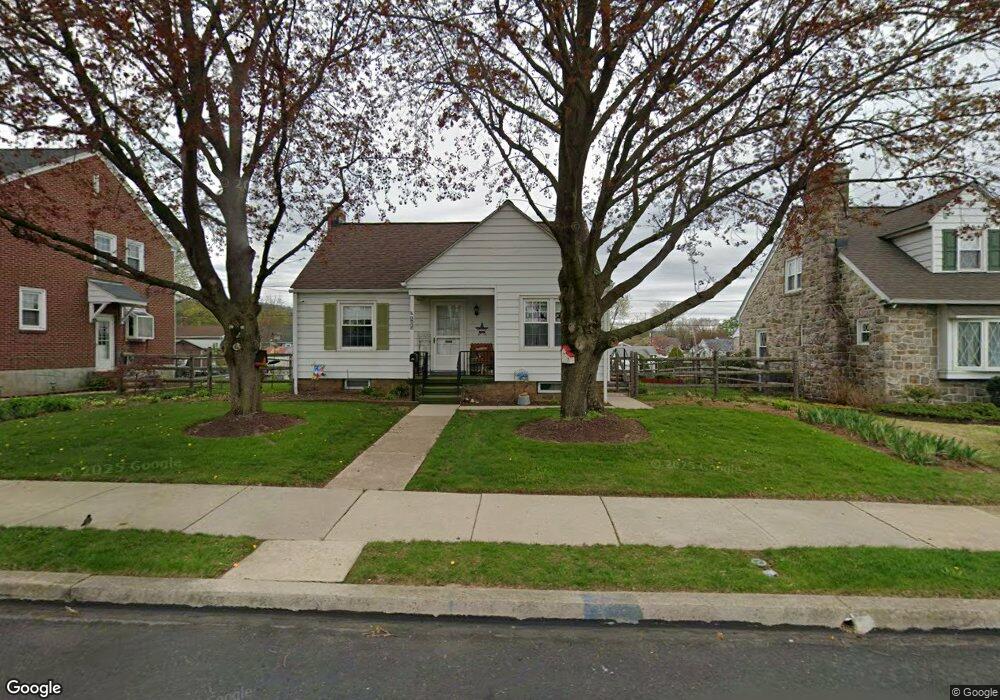 606 Euclid Ave, Temple, PA 19560 - photo 1