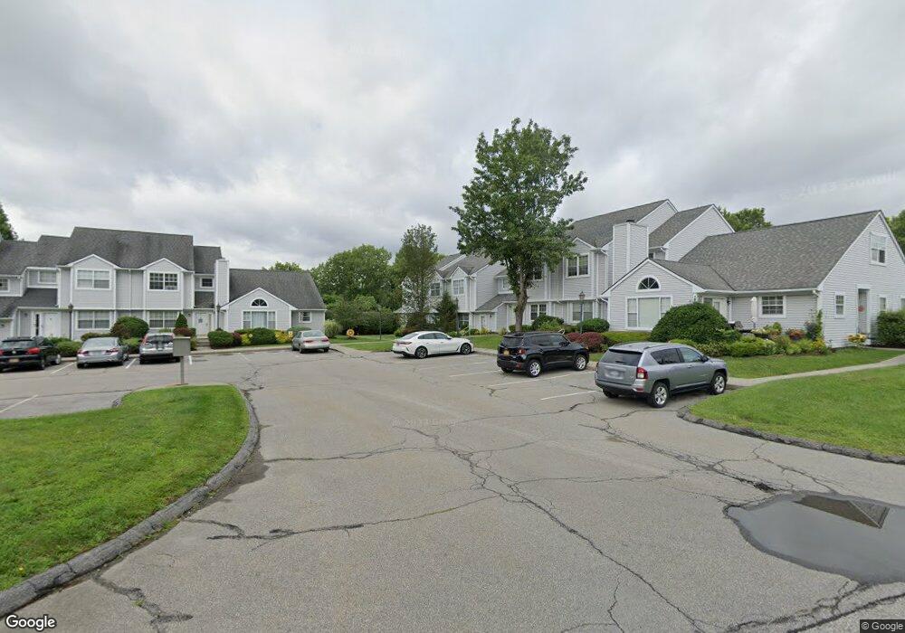 6 Hemlock Cir, Pawling, NY 12564 - photo 1