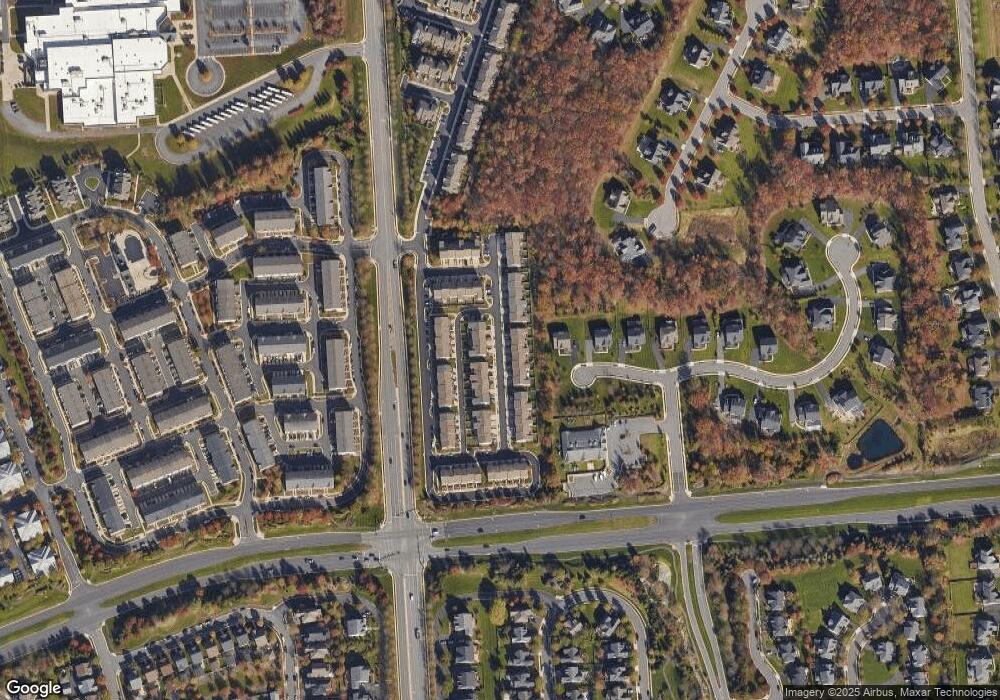 0 Flowing Spring Square unit 1005029962, Ashburn, VA 20148 - photo 1