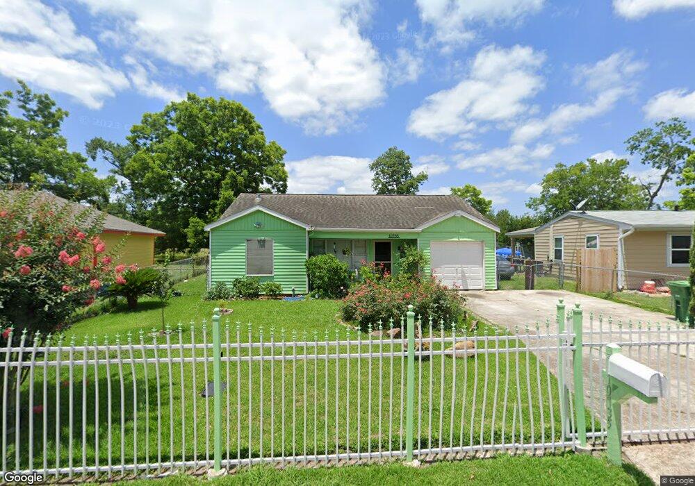 10735 Royal Pine Dr, Houston, TX 77093 - photo 1