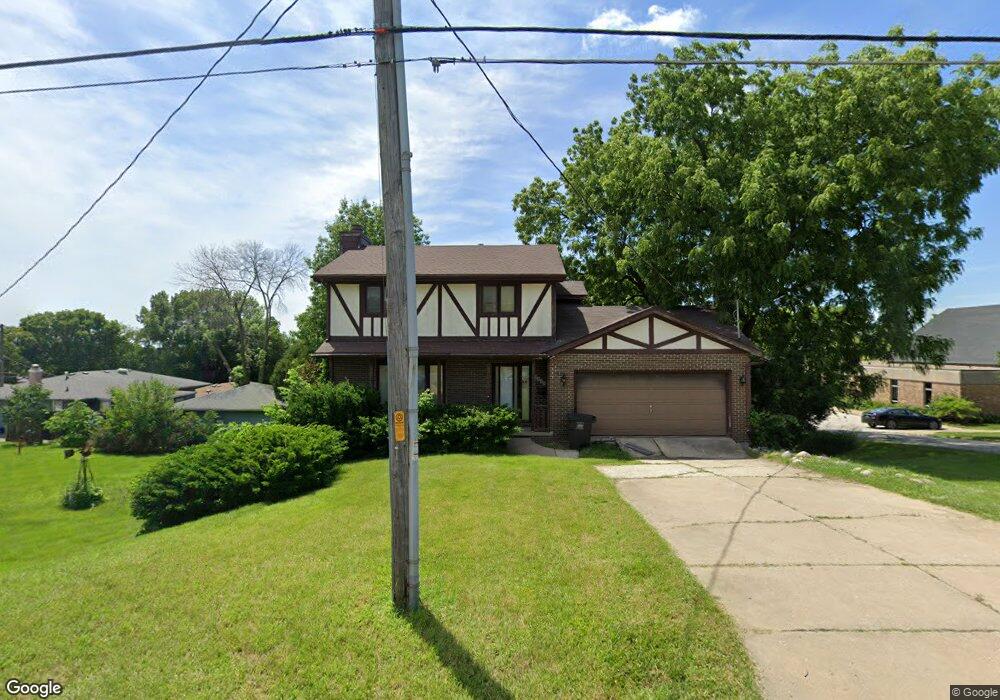 3314 E 25th St, Des Moines, IA 50317 - photo 1