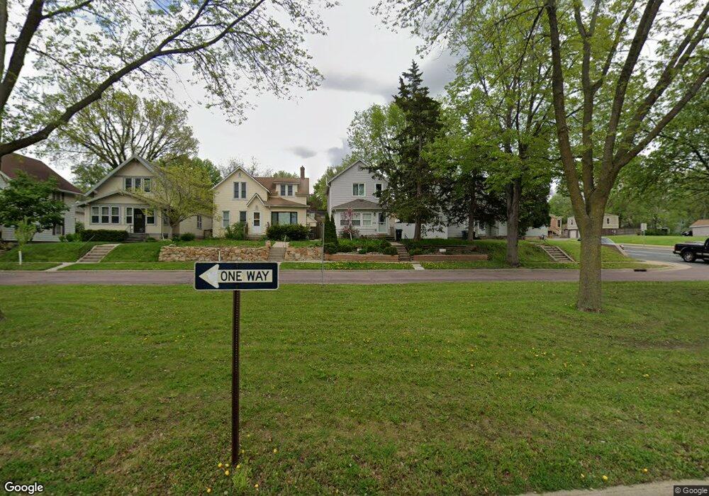 911 N 4th St, Mankato, MN 56001 - photo 1