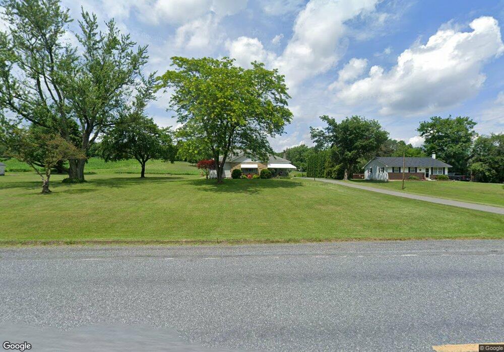 635 Penn Dr, Tamaqua, PA 18252 - photo 1