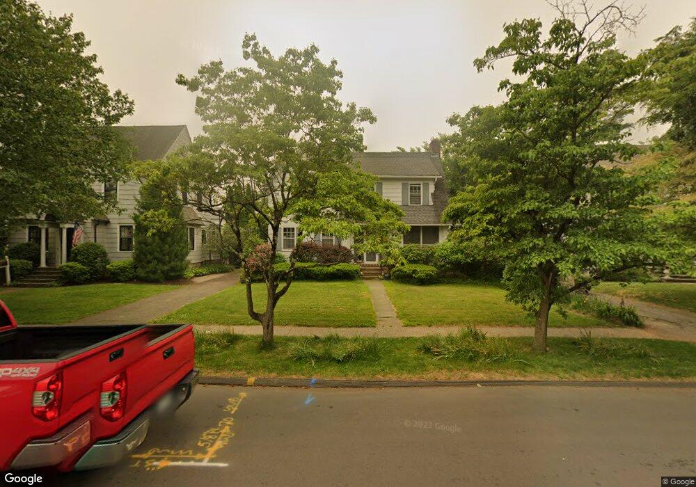 70 Rowland Rd, Fairfield, CT 06824 - photo 1