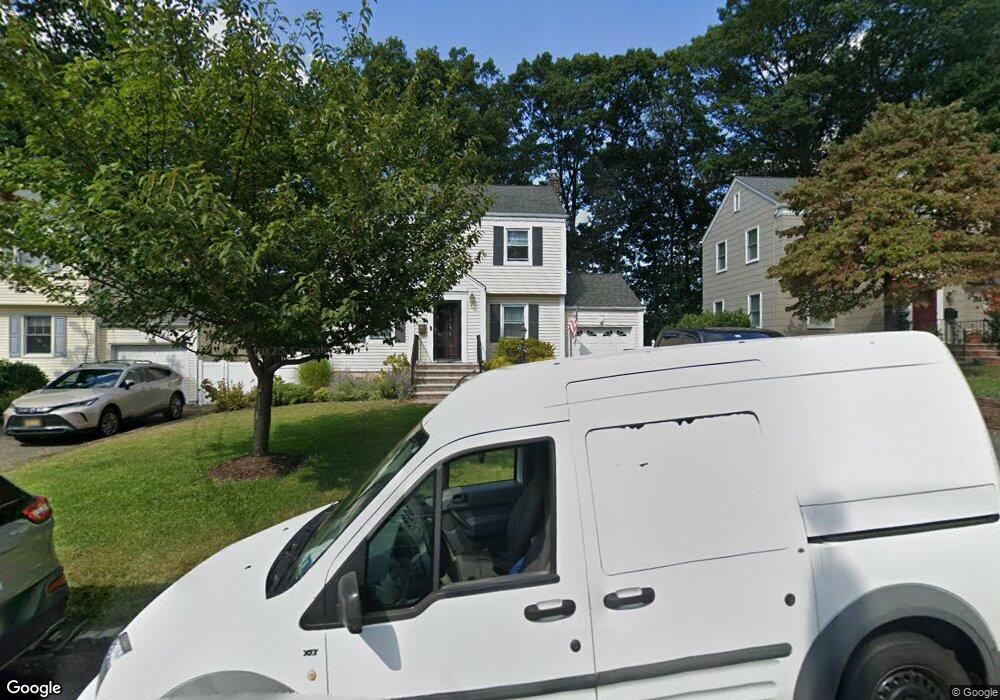 11 Briar Cliff Rd, Livingston, NJ 07039 - photo 1