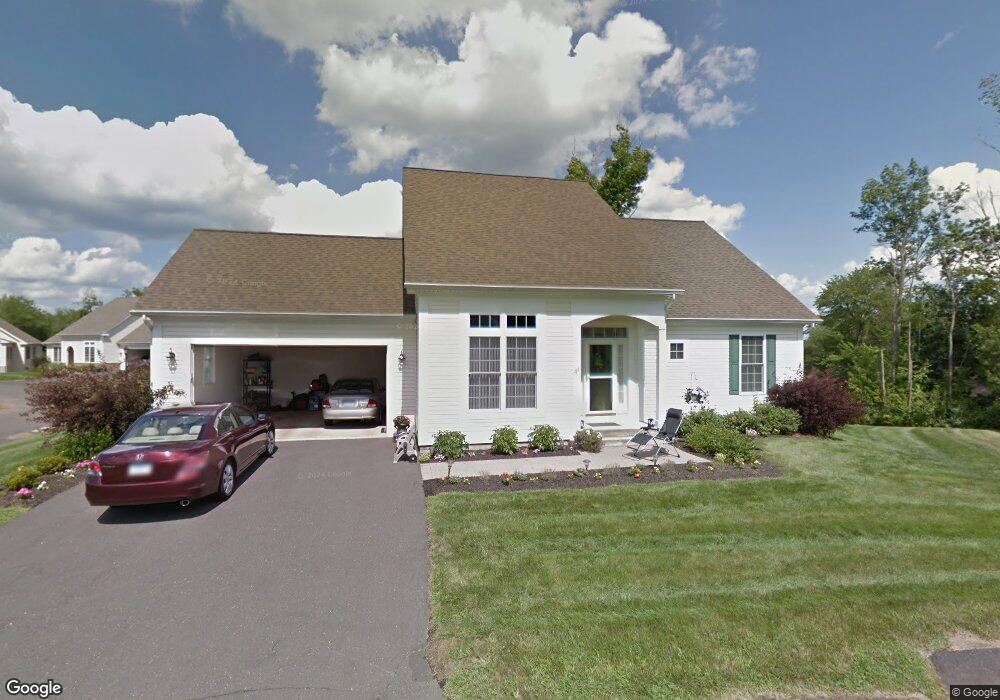 41 Woodsboro Cir, Cromwell, CT 06416 - photo 1