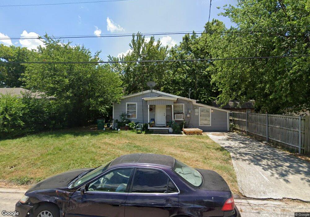 1402 Olive St, Gainesville, TX 76240 - photo 1