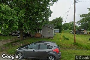 112 S 2nd St, Witt, IL 62094