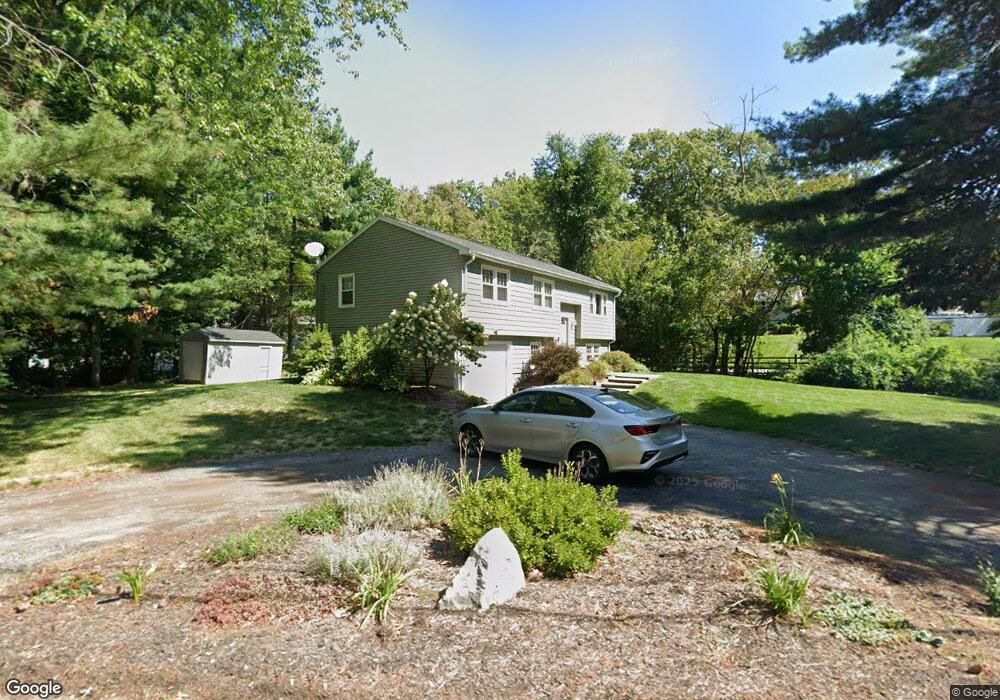 92 Conant Rd, Nashua, NH 03062 - photo 1