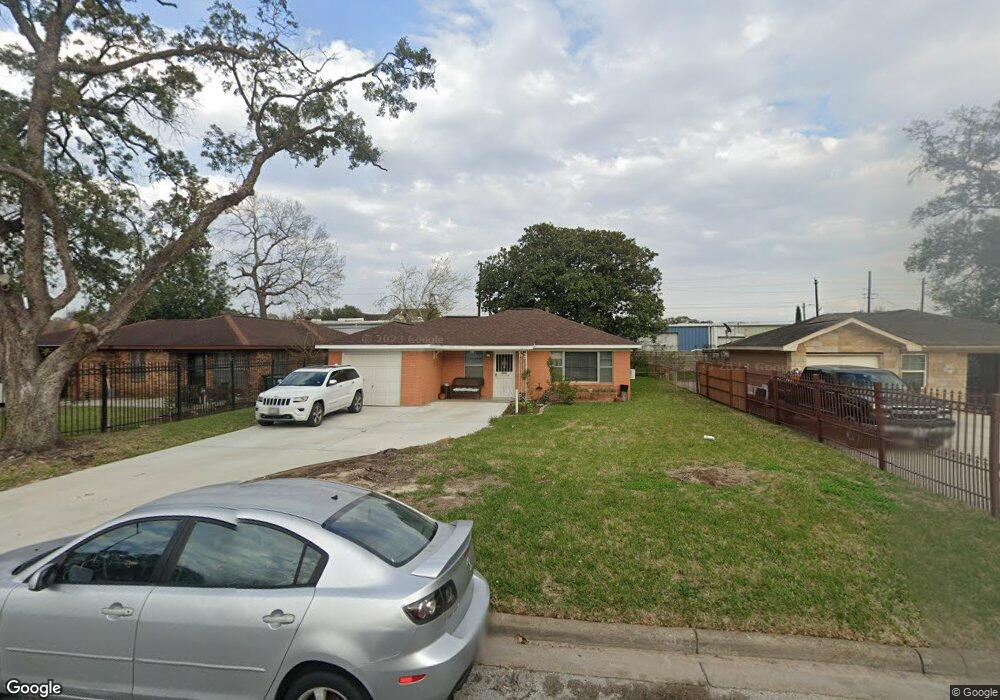 4502 Billingsley St, Houston, TX 77009 - photo 1