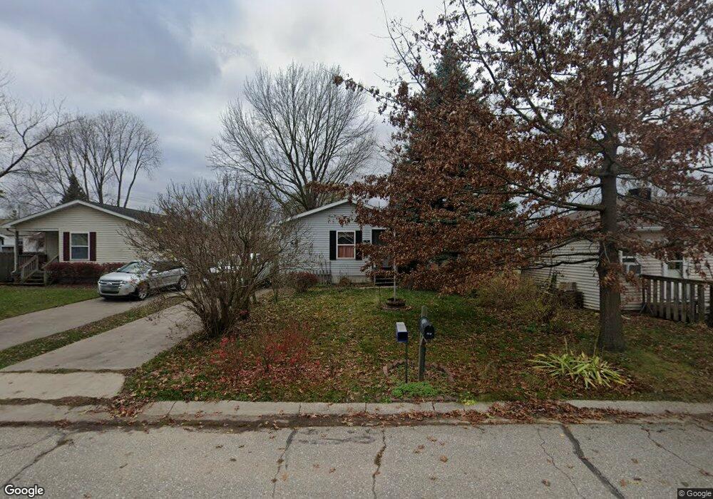 1915 26th St, Port Huron, MI 48060 - photo 1