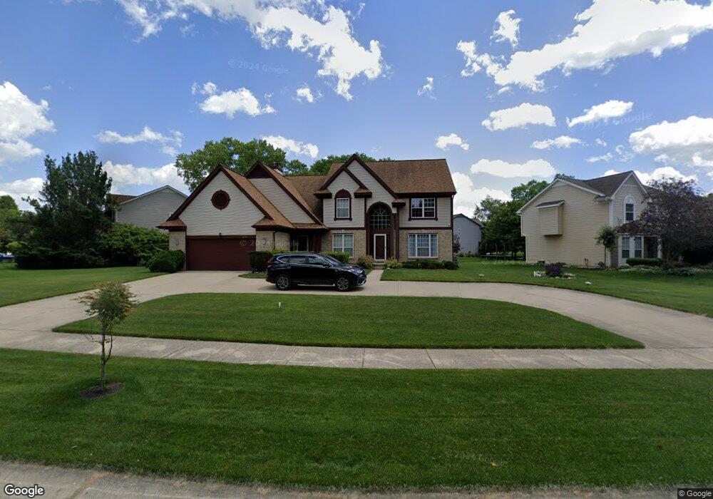 2979 Greenbrooke Ln, West Bloomfield, MI 48324 - photo 1