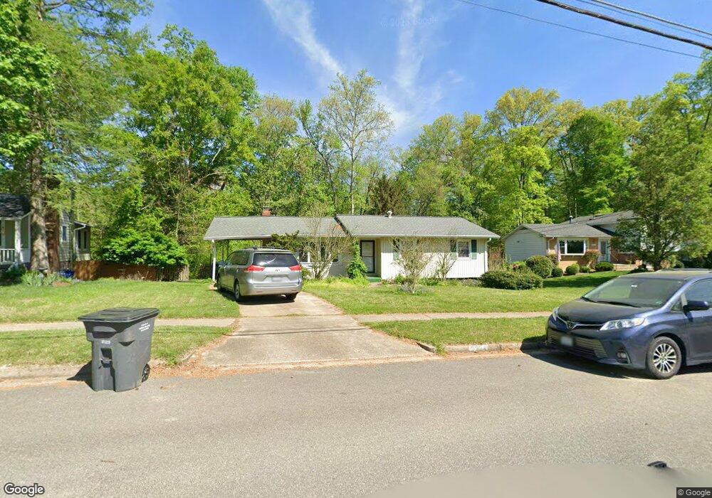 2224 William And Mary Dr, Alexandria, VA 22308 - photo 1