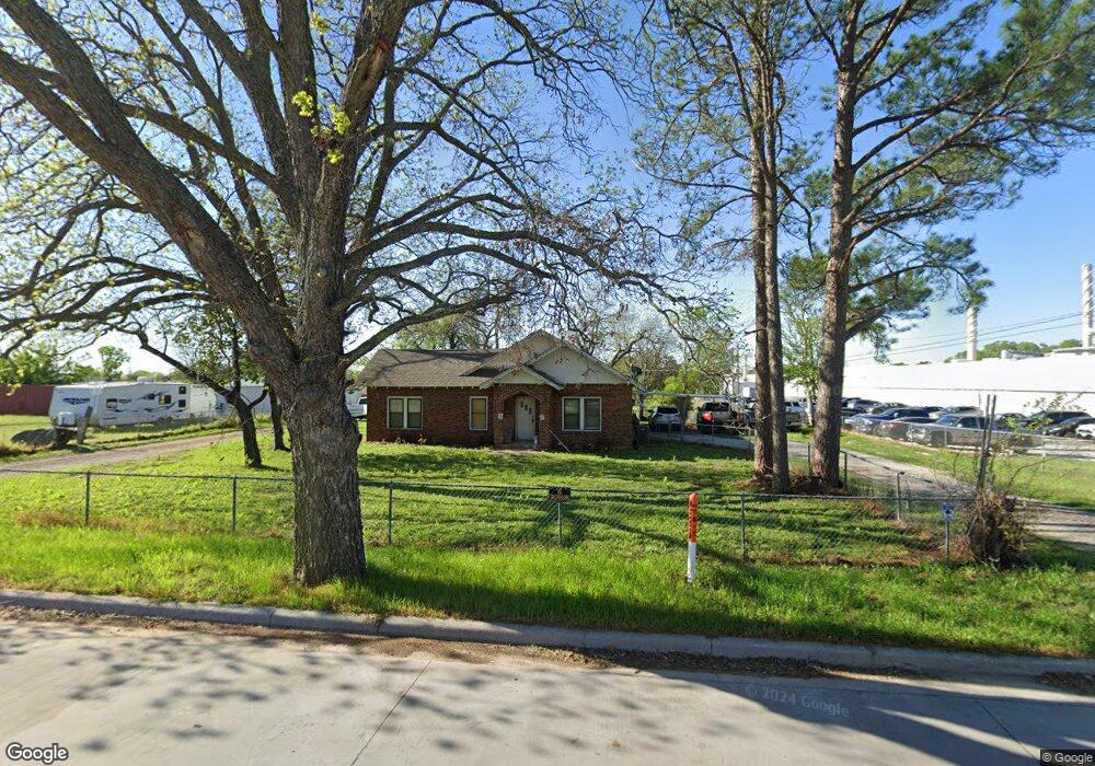 227 S Tower St, Weatherford, TX 76086 - photo 1