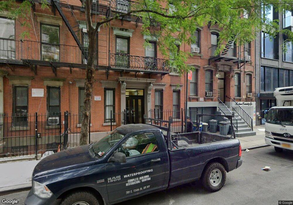 445 W 37th St unit 5R, New York, NY 10018 - photo 1