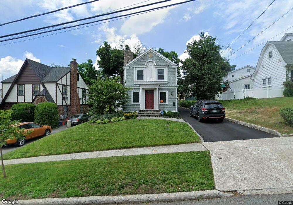 59 Franklin Place, Great Neck, NY 11023 - photo 1