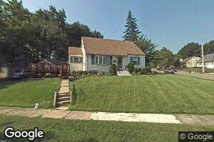 99 Crestview Rd, Fords, NJ 08863