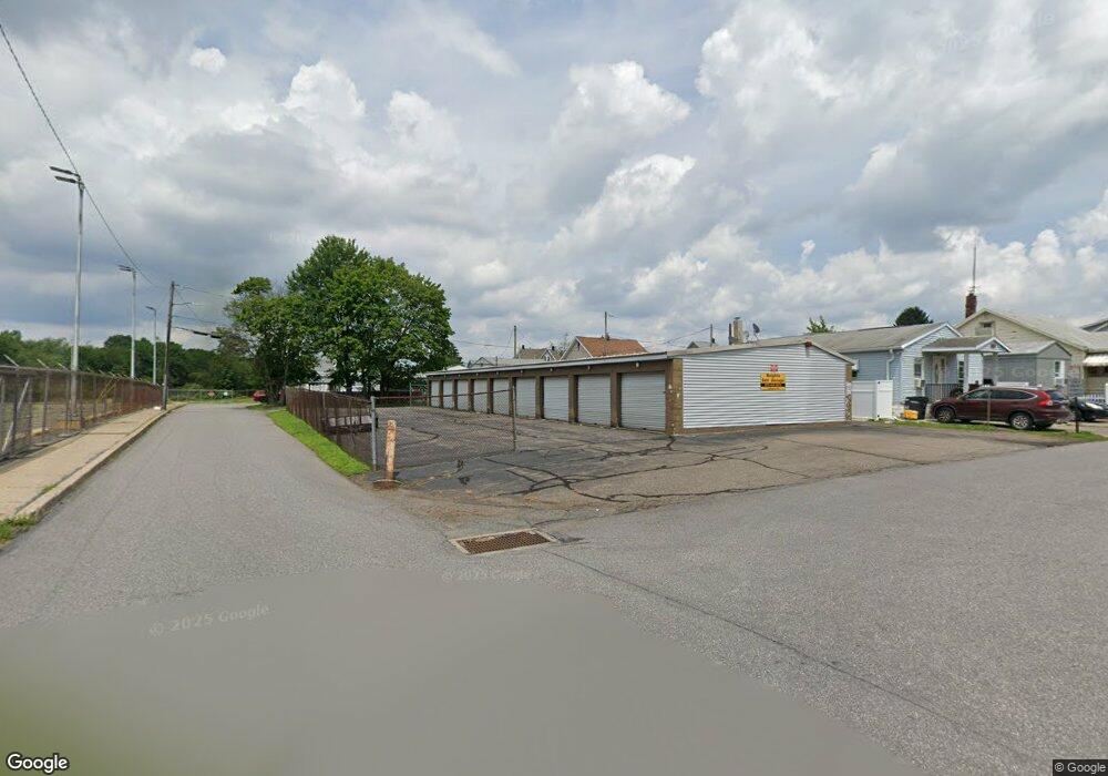 103 Carleton Ave, Hazleton, PA 18201 - photo 1