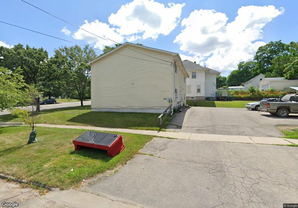 100 11th St NW, Cedar Rapids, IA 52405 - photo 1