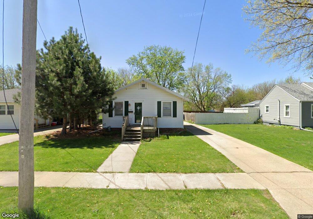 2410 51st St, Des Moines, IA 50310 - photo 1