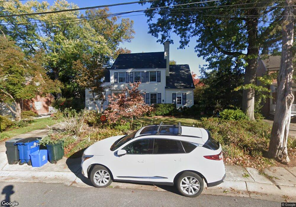 3111 Cummings Ln, Chevy Chase, MD 20815 - photo 1